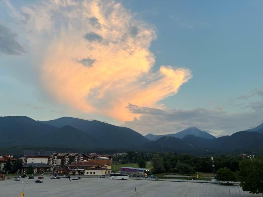 Gondola Lift Apartment Bansko Luaran gambar